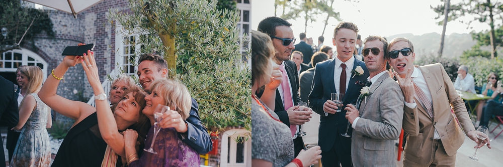 French wedding photographer same sex ; mariage gay homme au domaine saint clair le donjon à Etretat hotel luxe privatisé et à la mairie de Fécamp par Emmanuelle Auzou photographe mariage Normandie Dieppe Caen Deauville Rouen Paris France entière : mariage franco-anglais