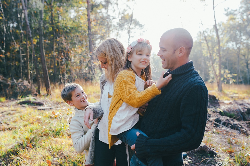 vogue-photography-emmanuelle-auzou-seance-famille-enfants-foret-nature-rouen-dieppe-normandie vogue-photography-emmanuelle-auzou-seance-famille-enfants-foret-nature-rouen-dieppe-normandie