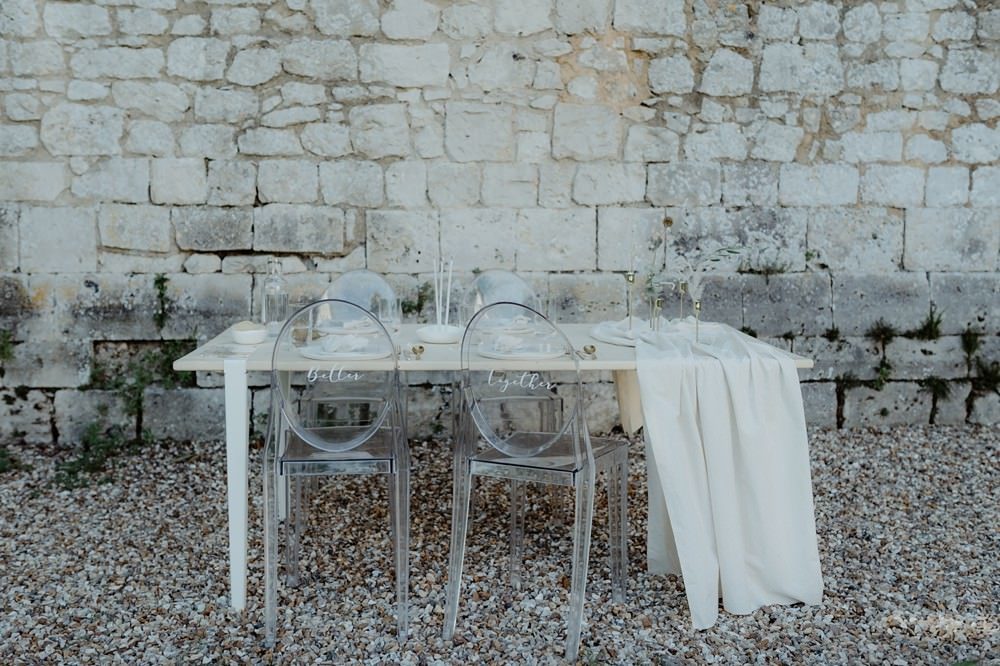 Mariage intime et minimaliste à l'Abbaye de Fontaine Guérard - Emmanuelle Auzou Photographe